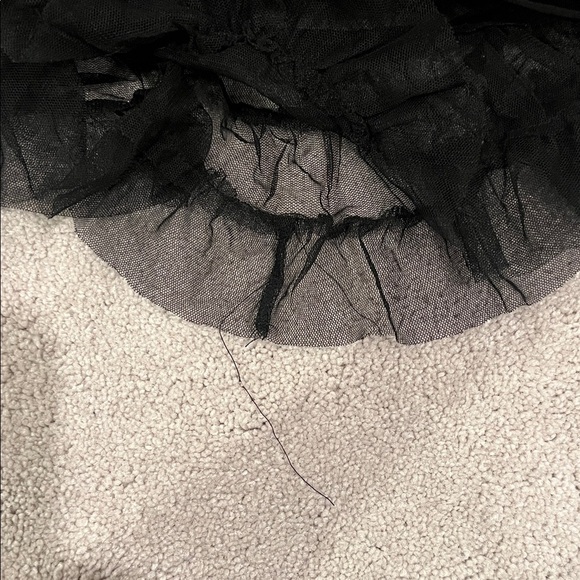 Good🎉 Condition FLAPADOODLES Floral Long Sleeve Dress with Black Tulle Skirt, 2T - Picture 8 of 13